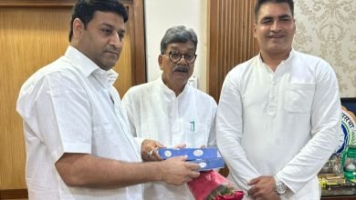 प्रदेश कांग्रेस सचिव की जिम्मेदारी मिलने के बाद टिंकू मेमन ने स्पीकर हाऊस जाकर शीर्ष नेताओं से लिया आशीर्वाद चौथा स्तंभ || Console Corptech