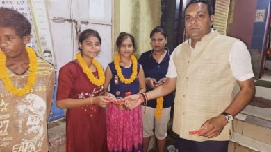भाजपा जिला उपाध्यक्ष अमर सुल्तानिया ने वार्ड नंबर 16 के नए वोटरों का किया अभिनंदन चौथा स्तंभ || Kshititech