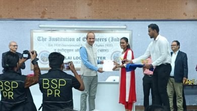 चांपा की बेटी वैदेही गुप्ता का बेहतर प्रेजेंटेशन के लिए किया गया सम्मान, छत्तीसगढ़ स्वामी विवेकानंद तकनीकी विश्वविद्यालय भिलाई का आयोजन चौथा स्तंभ || Console Corptech