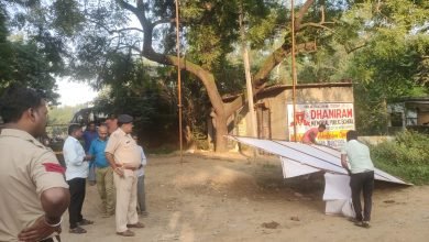 आचार संहिता लगते ही हटाए जा रहे बैनर, पोस्टर व होर्डिंग्स, बगैर अनुमति संपत्ति विरूपण करने पर होगी कार्रवाई चौथा स्तंभ || Console Corptech