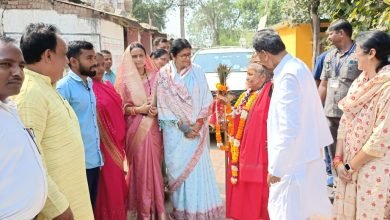 कोसमंदा पहुंचने पर डॉ. महंत का ग्रामीणों ने किया आतिशी स्वागत, गांव में माता दुर्गा की पूजा अर्चना कर लिया आशीर्वाद चौथा स्तंभ || Console Corptech