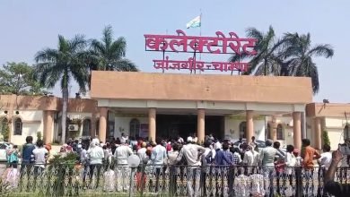 सेवई गांव के ग्रामीणों का कलेक्टोरेट में उमड़ा हुजूम, गांव में नशाबंदी अभियान चलाने मांगा सहयोग चौथा स्तंभ || Console Corptech