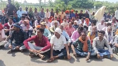 मुड़पार गांव में धान खरीदी केन्द्र खोलने की मांग को लेकर 3 गांवों के ग्रामीणों ने किया कलेक्टोरेट का घेराव, दी चुनाव बहिष्कार की चेतावनी चौथा स्तंभ || Console Corptech