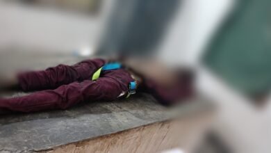 हाईटेशन तार की चपेट में आने से एक युवक की दर्दनाक मौत, मालगाड़ी के ऊपर हुआ हादसा, देखिए कहां का है मामला चौथा स्तंभ || Console Corptech