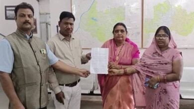 संकट में कांग्रेस ? नगर पालिका अध्यक्ष के खिलाफ BJP लाएगी अविश्वास प्रस्ताव, कलेक्टर को सौंपा गया ज्ञापन चौथा स्तंभ || Console Corptech