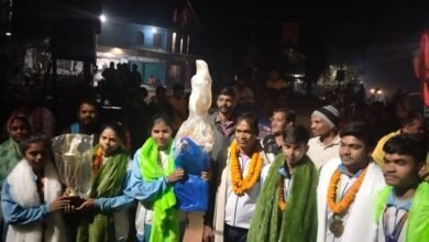 कोसमंदा गांव की 3 बेटियों ने अंतरराष्ट्रीय कराते में गोल्ड मेडल प्राप्त कर गांव का नाम किया रोशन, फ्रांस, ईरान, केनिया व इंडोनेशिया को परास्त कर स्वर्ण पदक पर जमाया कब्जा चौथा स्तंभ || Console Corptech