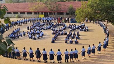 विद्यार्थियों ने मानव श्रृंखला बनाकर मतदान के लिए किया जागरूक, स्वीप योजना के तहत चल रहा अभियान चौथा स्तंभ || Console Corptech