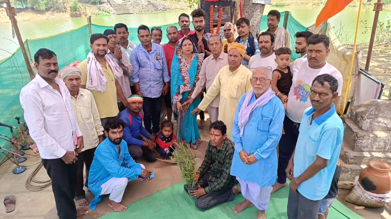 महाकाल मंदिर के लिए किया गया भूमि पूजन, गांव के मुक्तिधाम के पास होगा मंदिर निर्माण चौथा स्तंभ || Console Corptech