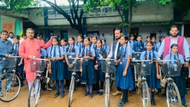 सेजेस हसौद में हर्षोल्लास के साथ मनाया गया स्वतंत्रता दिवस, साइकिल  योजनान्तर्गत 9वीं कक्षा के छात्राओं को वितरण किया गया साइकिल चौथा स्तंभ || Console Corptech