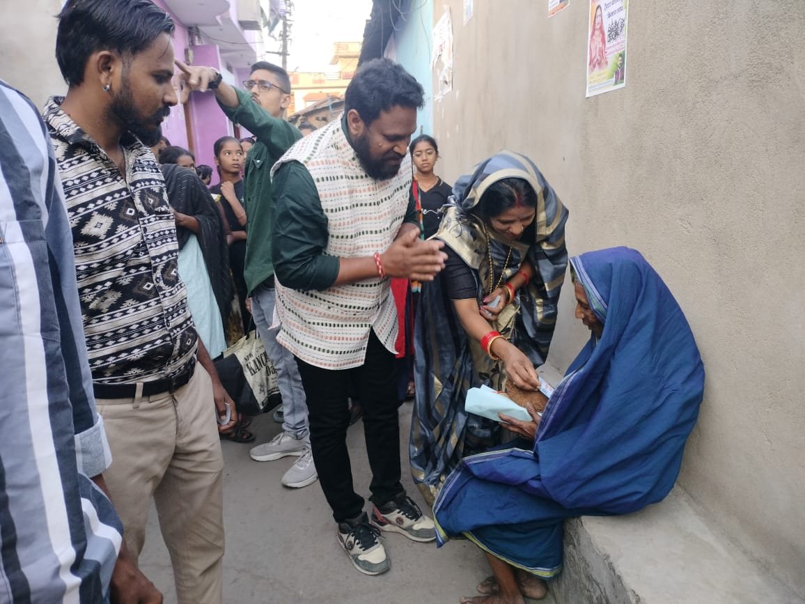 दुष्यंत सिंह को हथनेवरा गांव में जनसंपर्क के दौरान बुजुर्ग, युवा, महिला सहित किसानों का मिल रहा भरपूर समर्थन चौथा स्तंभ || Console Corptech