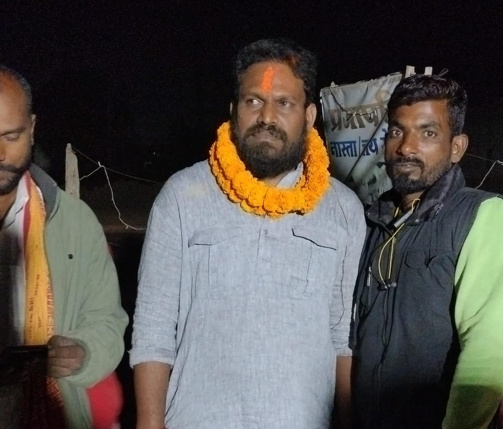 हथनेवरा पंचायत के लोगों ने युवा सोच पर जताया भरोसा, दुष्यंत सिंह बने नवनिर्वाचित सरपंच, यह जीत मेरी जीत नहीं गांव के लोगों की जीत: दुष्यंत 1 हथनेवरा पंचायत के लोगों ने युवा सोच पर जताया भरोसा, दुष्यंत सिंह बने नवनिर्वाचित सरपंच, यह जीत मेरी जीत नहीं गांव के लोगों की जीत: दुष्यंत चौथा स्तंभ || Console Corptech