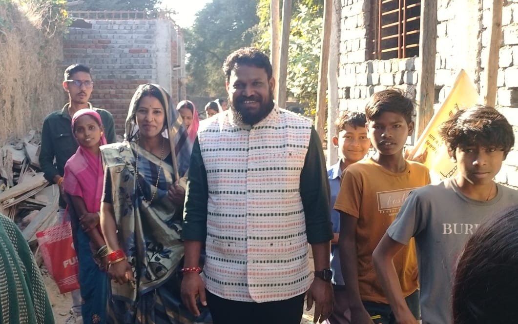 हथनेवरा गांव में सरपंच चुनाव जीतने के बाद दुष्यंत सिंह ने ग्रामवासियों के प्रति जताया आभार, गांव को नई ऊंचाई तक ले जाना होगी पहली प्राथमिकता 1 हथनेवरा गांव में सरपंच चुनाव जीतने के बाद दुष्यंत सिंह ने ग्रामवासियों के प्रति जताया आभार, गांव को नई ऊंचाई तक ले जाना होगी पहली प्राथमिकता चौथा स्तंभ || Console Corptech