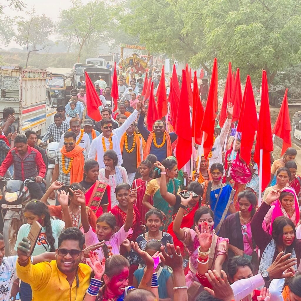 पिसौद से बाबा कलेश्वर नाथ मंदिर पीथमपुर तक निकाली गई भव्य त्रिशूल यात्रा एवं शिव बारात 4 पिसौद से बाबा कलेश्वर नाथ मंदिर पीथमपुर तक निकाली गई भव्य त्रिशूल यात्रा एवं शिव बारात चौथा स्तंभ || Console Corptech