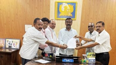 स्वामी विवेकानंद उद्यान ग्रुप चांपा द्वारा उद्यान के रखरखाव, जिम उपकरण सुधारने के लिए ज्ञापन दिया गया चौथा स्तंभ || Console Corptech
