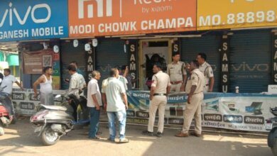 चांपा में मोबाइल शॉप में लाखों की चोरी: सीसीटीवी में कैद हुए 5 चोर, पुलिस की गश्त की खुली पोल चौथा स्तंभ || Console Corptech