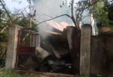 सरायपाली क्षेत्र के तोषगांव के मोबाइल टावर में लगी आग, ट्रांसफार्मर फटा धुएँ से भर गया पूरा गांव चौथा स्तंभ || Console Corptech