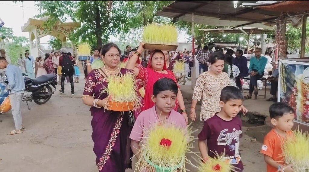 सामाजिक एकता, आपसी भाईचारे और सांस्कृतिक परंपराओं को मजबूत करते हुए मनाया गया भोजली पर्व 2 सामाजिक एकता, आपसी भाईचारे और सांस्कृतिक परंपराओं को मजबूत करते हुए मनाया गया भोजली पर्व चौथा स्तंभ || Console Corptech