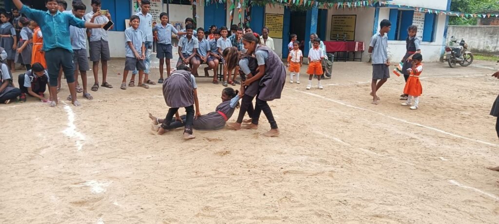 बेटी बचाओ बेटी पढ़ाओ योजना के तहत स्वतंत्रता दिवस पर खेलो के प्रति बालिकाओं में दिखा उत्साह और प्रतिभा का रंग 3 बेटी बचाओ बेटी पढ़ाओ योजना के तहत स्वतंत्रता दिवस पर खेलो के प्रति बालिकाओं में दिखा उत्साह और प्रतिभा का रंग चौथा स्तंभ || Console Corptech
