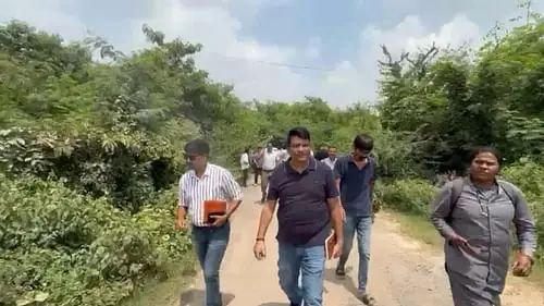 दिनदहाड़े 15 लाख की लूट से इलाके में सनसनी, बाइक सवार बदमाशों ने दिया वारदात को अंजाम 1 दिनदहाड़े 15 लाख की लूट से इलाके में सनसनी, बाइक सवार बदमाशों ने दिया वारदात को अंजाम चौथा स्तंभ || Console Corptech