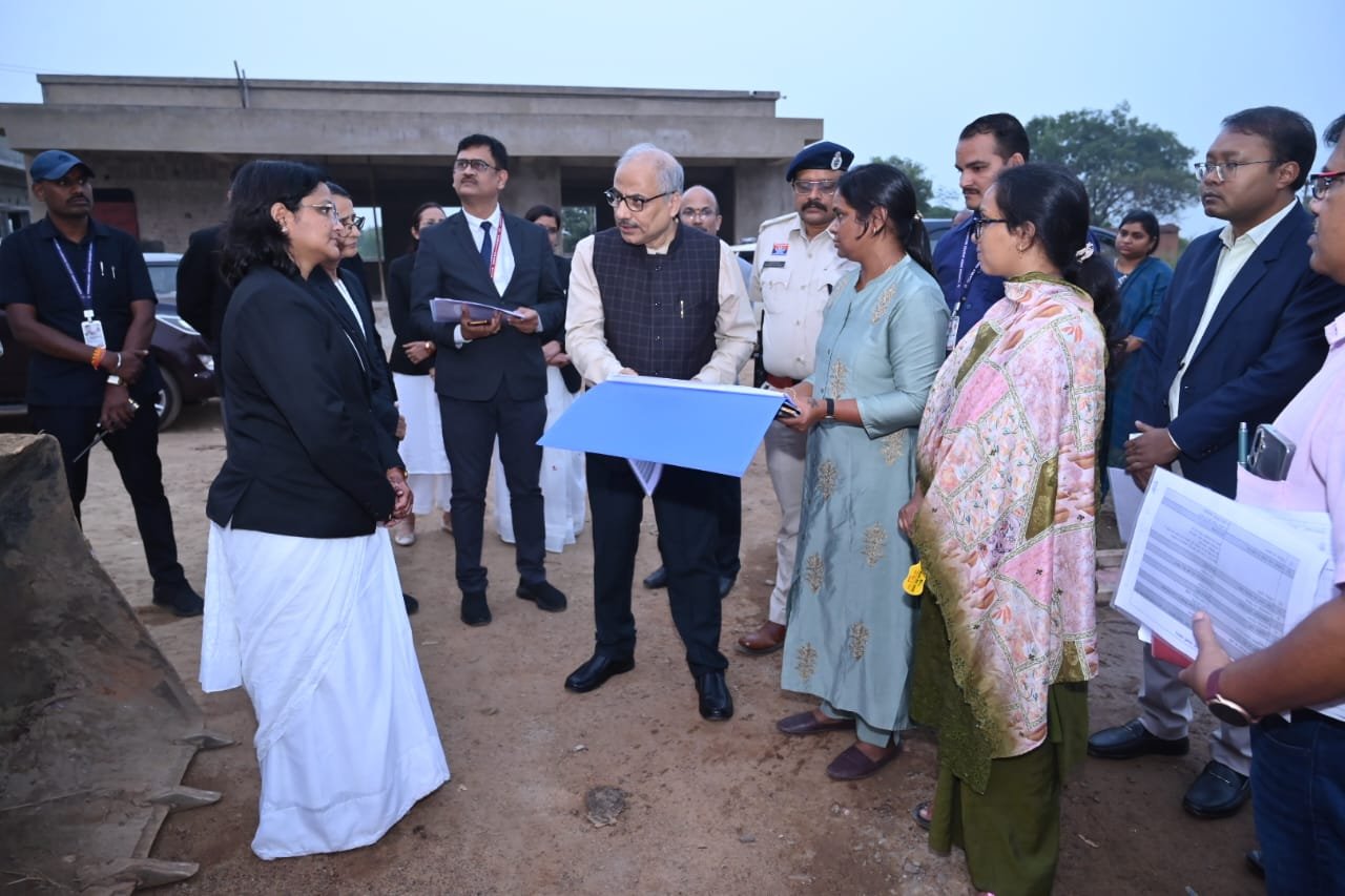 मुख्य न्यायाधीश रमेश सिन्हा का रायगढ़, खरसिया, सक्ती और जांजगीर-चांपा न्यायालय का औचक निरीक्षण चौथा स्तंभ || Console Corptech