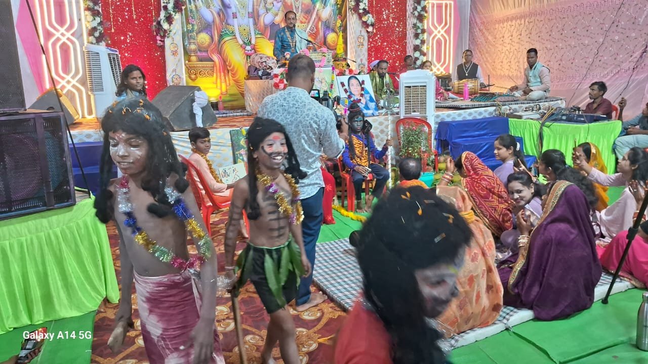 सती का चरित्र सच्चे प्रेम, निष्ठा व आत्म बलिदान का प्रतीक: पं मिश्रा, ग्राम बहेराडीह में श्रीमद भागवत कथा के तीसरे दिवस सती चरित्र का वर्णन चौथा स्तंभ || Console Corptech