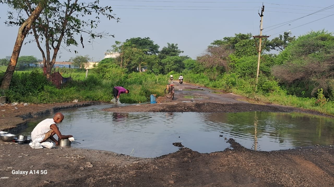सिवनी सुखरीकला सड़क मार्ग मौत का सड़क या फिर मौत कुआँ 1 सिवनी सुखरीकला सड़क मार्ग मौत का सड़क या फिर मौत कुआँ चौथा स्तंभ || Console Corptech