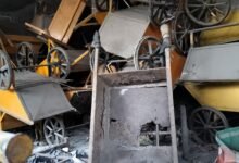 जनता के पैसों की हो गई बर्बादी, कक्ष से बाहर नहीं निकल सके हाथ ठेले और ऑटो, नए पड़े अब सड़ने लगे हैं हाथ ठेले चौथा स्तंभ || Console Corptech