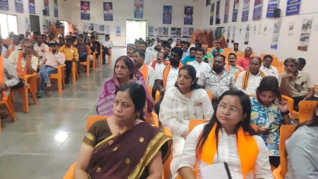 आत्मनिर्भर भारत का लक्ष्य प्राप्त करने छत्तीसगढ़ सरकार प्रतिबद्ध आलोक सिंह ठाकुर 3 आत्मनिर्भर भारत का लक्ष्य प्राप्त करने छत्तीसगढ़ सरकार प्रतिबद्ध आलोक सिंह ठाकुर चौथा स्तंभ || Console Corptech