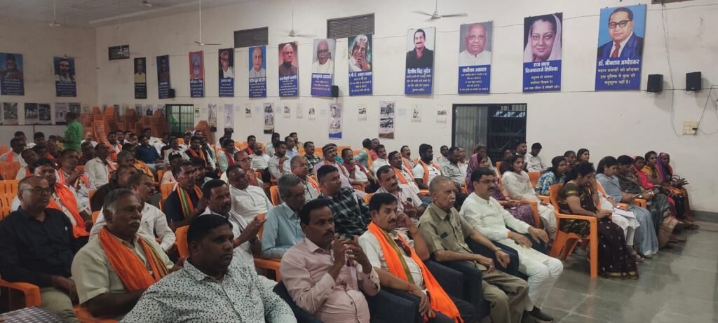 आत्मनिर्भर भारत का लक्ष्य प्राप्त करने छत्तीसगढ़ सरकार प्रतिबद्ध आलोक सिंह ठाकुर 2 आत्मनिर्भर भारत का लक्ष्य प्राप्त करने छत्तीसगढ़ सरकार प्रतिबद्ध आलोक सिंह ठाकुर चौथा स्तंभ || Console Corptech