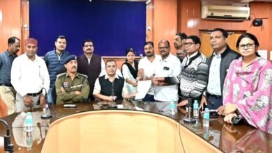 सहकारी समिति कर्मचारी संघ की अनिश्चितकालीन हड़ताल समाप्त, सोमवार से धान खरीदी प्रारंभ चौथा स्तंभ || Console Corptech