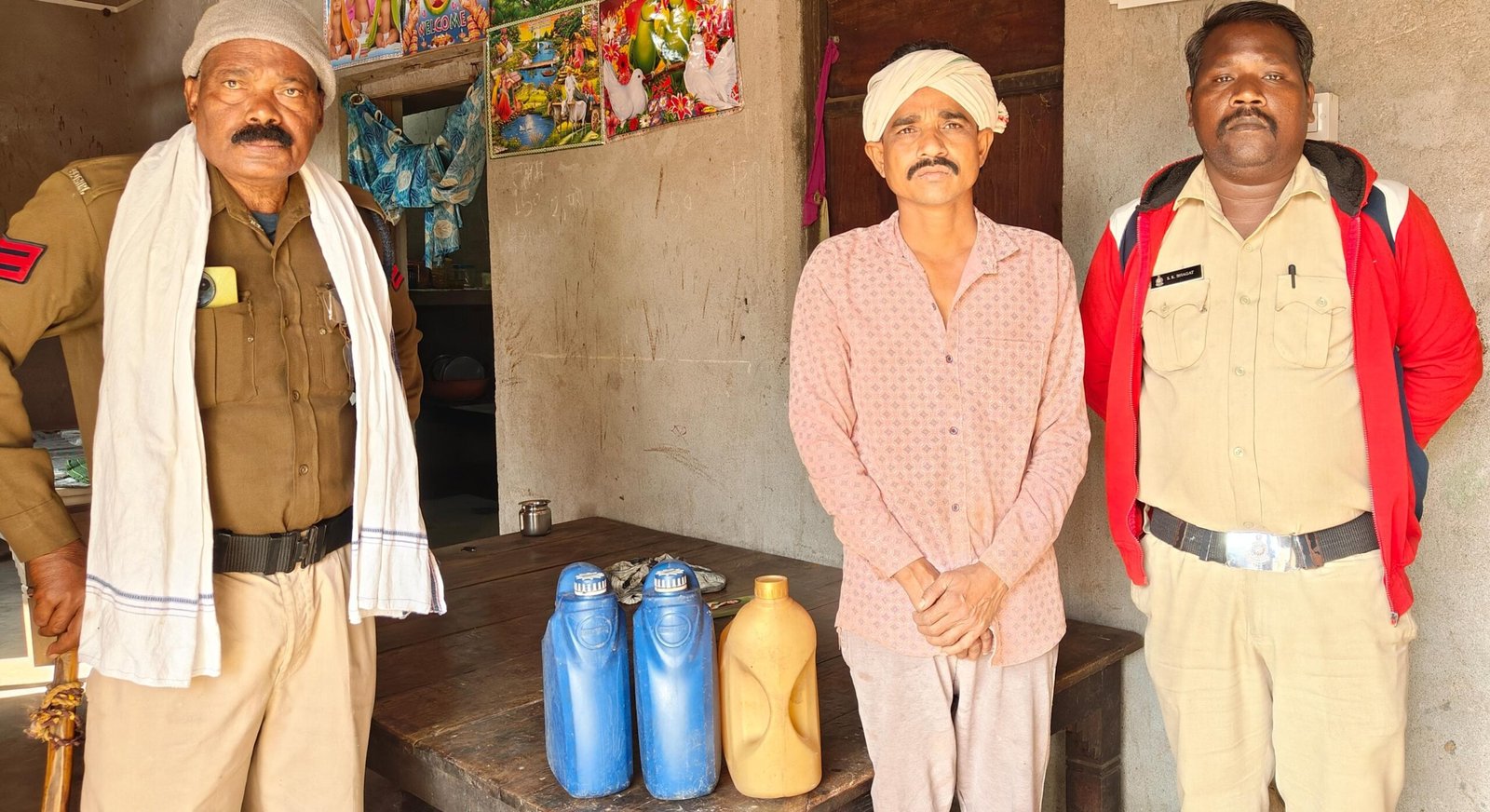 सक्ती जिले में आबकारी विभाग की बड़ी कार्रवाई, 15 लीटर अवैध महुआ शराब जब्त – एक आरोपी गिरफ्तार चौथा स्तंभ || Console Corptech