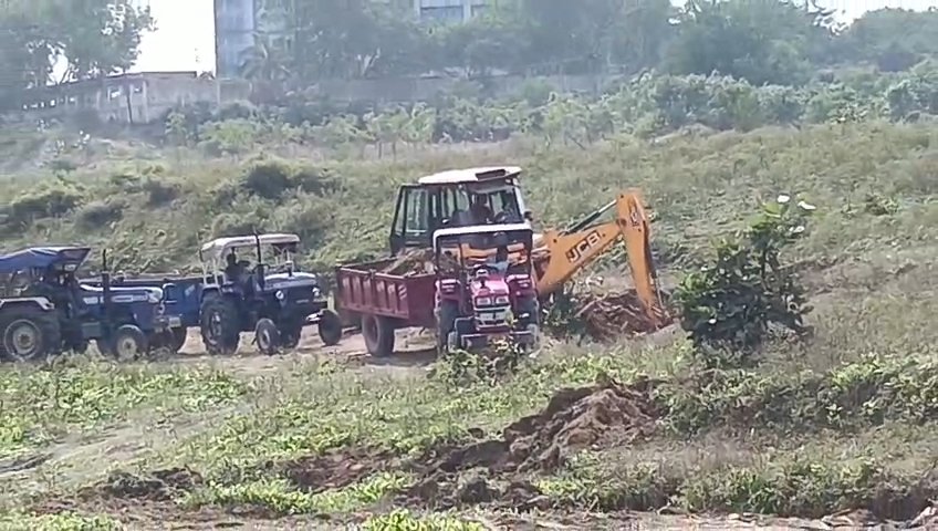 बिना अनुमति के पत्थरों की खुदाई और ढुलाई, खुलेआम किया जा रहा भ्रष्टाचार चौथा स्तंभ || Console Corptech