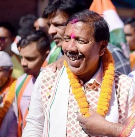 27 साल बाद पहली बार जिले का नेतृत्व चांपा शहर के निवासी राजेश अग्रवाल को मिला, कांग्रेस की रणनीति ने बढ़ाई सियासी हलचल 1 27 साल बाद पहली बार जिले का नेतृत्व चांपा शहर के निवासी राजेश अग्रवाल को मिला, कांग्रेस की रणनीति ने बढ़ाई सियासी हलचल चौथा स्तंभ || Console Corptech