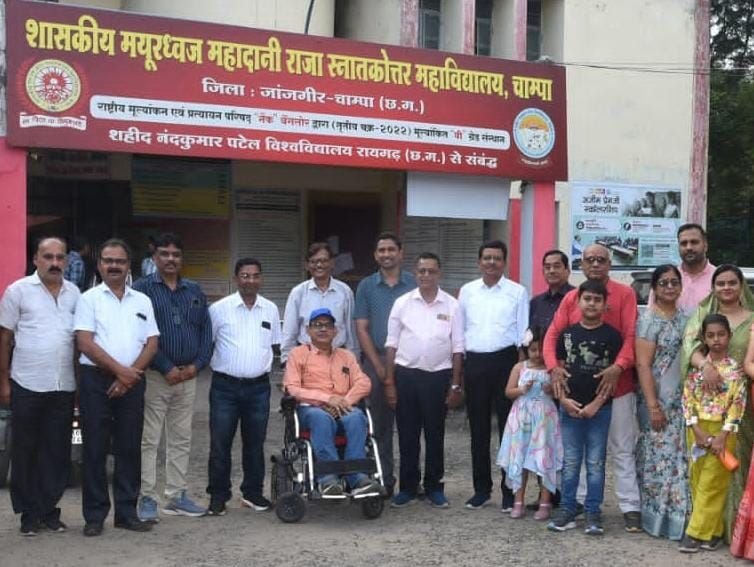 जन्मभूमि ग्राम अफरीद में स्वामी करपात्रीजी स्मृति शिक्षा एवं संस्कार केन्द्र के संचालन की है योजना:   सेवानिवृत्त प्राध्यापक बीडी दीवान चौथा स्तंभ || Console Corptech