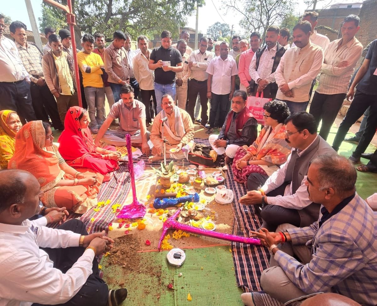 पामगढ़ विधायक हरबंश ने पौने चार करोड़ की लागत से बनने वाले विभिन्न विकास कार्यों का किया भूमिपूजन चौथा स्तंभ || Console Corptech