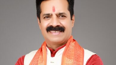 इस होली रंग सिर्फ गुलाल के ही नहीं बल्कि खुशहाली के भी होंगे: इंजी. रवि पाण्डेय 4 इस होली रंग सिर्फ गुलाल के ही नहीं बल्कि खुशहाली के भी होंगे: इंजी. रवि पाण्डेय चौथा स्तंभ || Console Corptech