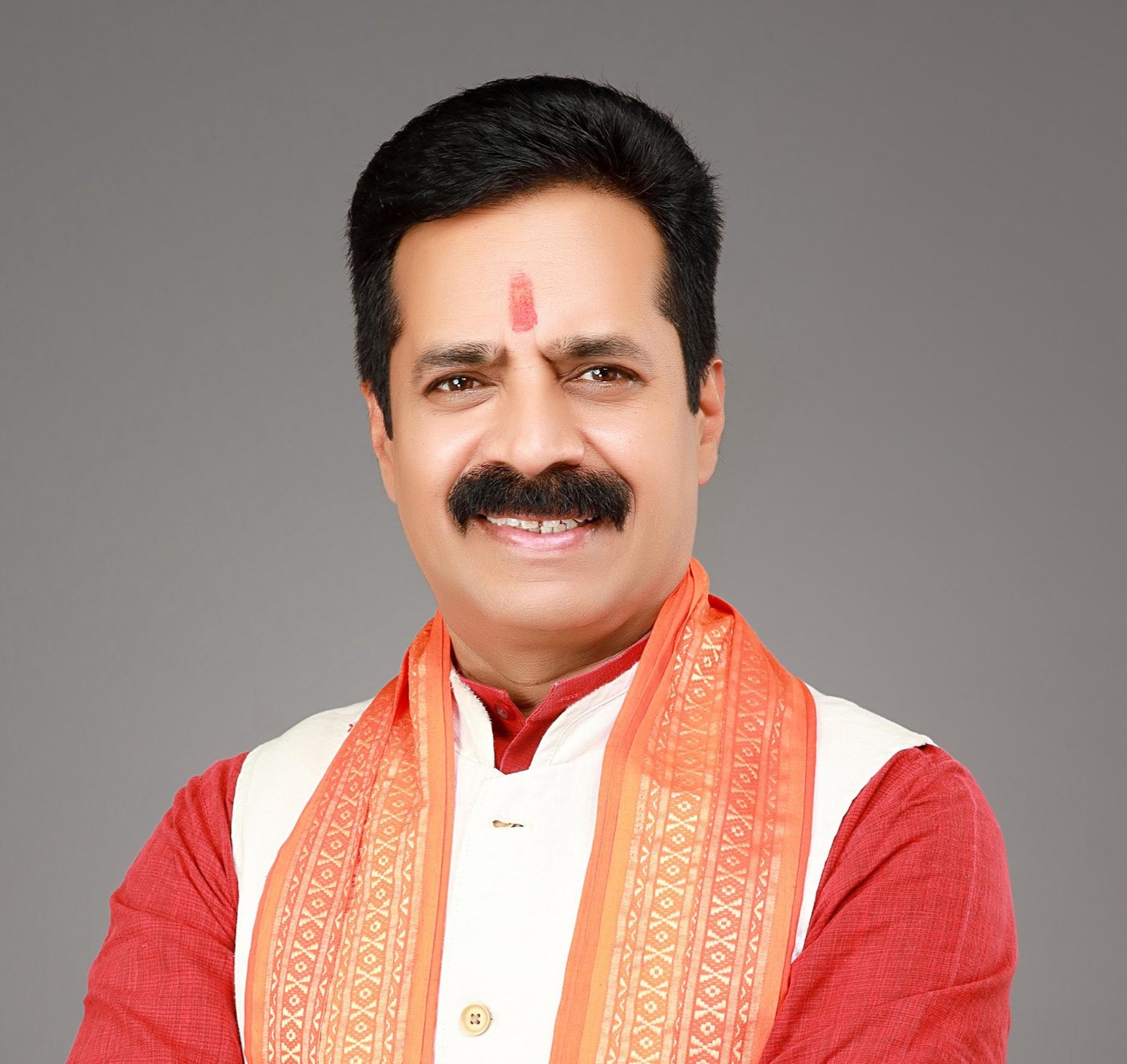 इस होली रंग सिर्फ गुलाल के ही नहीं बल्कि खुशहाली के भी होंगे: इंजी. रवि पाण्डेय चौथा स्तंभ || Console Corptech