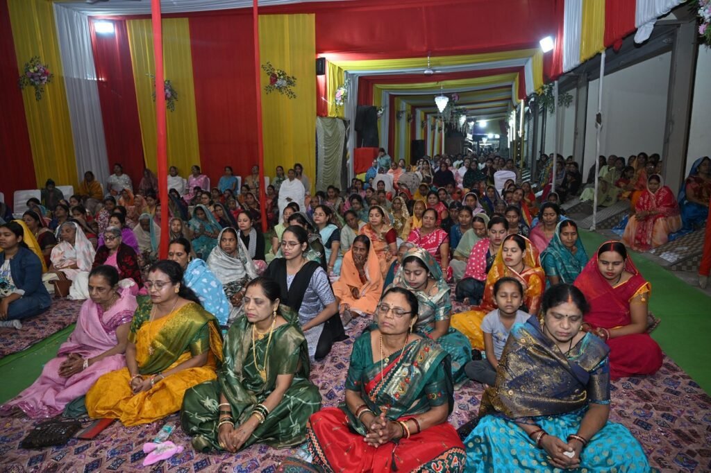 परमात्मा परम सत्य है अणु से भी सूक्ष्म, आदित्य वर्ण, अचिंत्य रूप ज्योतिस्वरूप है: शशिप्रभा दीदी 4 परमात्मा परम सत्य है अणु से भी सूक्ष्म, आदित्य वर्ण, अचिंत्य रूप ज्योतिस्वरूप है: शशिप्रभा दीदी चौथा स्तंभ || Console Corptech