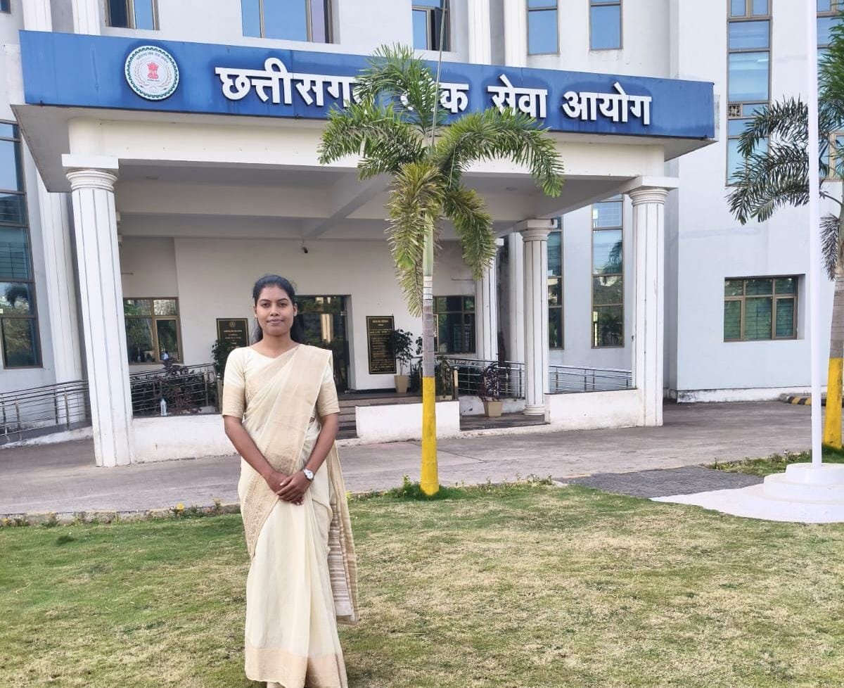 कुलीकोटा की बेटी पूजा साहू बनी महिला एवं बाल विकास विभाग में अधीक्षक, बढ़ाया जिले का मान चौथा स्तंभ || Console Corptech