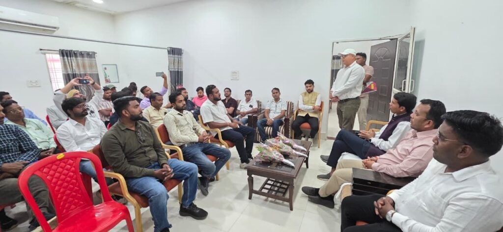 छत्तीसगढ़ मीडिया एसोसिएशन का जिला स्तरीय बैठक शिवरीनारायण विश्राम गृह में संपन्न, अतिथियों का किया आत्मीय स्वागत 3 छत्तीसगढ़ मीडिया एसोसिएशन का जिला स्तरीय बैठक शिवरीनारायण विश्राम गृह में संपन्न, अतिथियों का किया आत्मीय स्वागत चौथा स्तंभ || Console Corptech