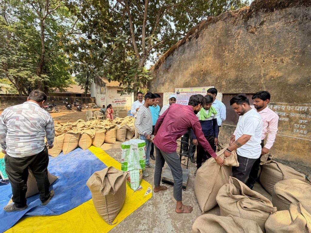 प्रधानमंत्री अन्नदाता आय संरक्षण योजना अंतर्गत जिले में रबी फसल के रूप में चना, मसूर एवं सरसों फसल की खरीदी शुरू होने से किसान अत्यंत खुश चौथा स्तंभ || Console Corptech