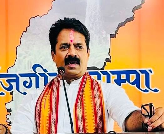 डीएपी पर बढ़ती निर्भरता खेती के लिए खतरा, संतुलित उर्वरक उपयोग अपनाएं किसान : इंजीनियर रवि पाण्डेय चौथा स्तंभ || Console Corptech