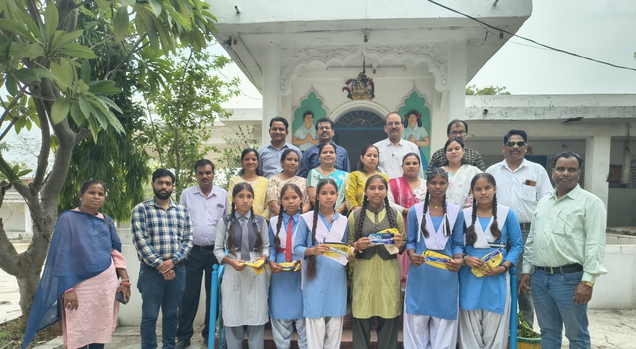 नशा मुक्ति अभियान में सुरभि साहू का जलवा, ब्लॉक स्तरीय पोस्टर प्रतियोगिता में प्रथम स्थान चौथा स्तंभ || Kshititech
