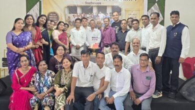 30 साल बाद मिला 1996 बैच, सहपाठियों के मिलन से ताजा हुईं स्कूल की सुनहरी यादें चौथा स्तंभ || Kshititech