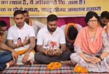 अन्नदाता ने हल छोड़कर आंदोलन का रास्ता चुन लिया? डोंगाकोहरौद में दूसरे दिन भी जारी अनशन को कांग्रेस विधायक शेषराज हरबंश का समर्थन मिला चौथा स्तंभ || Kshititech