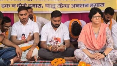 अन्नदाता ने हल छोड़कर आंदोलन का रास्ता चुन लिया? डोंगाकोहरौद में दूसरे दिन भी जारी अनशन को कांग्रेस विधायक शेषराज हरबंश का समर्थन मिला चौथा स्तंभ || Kshititech