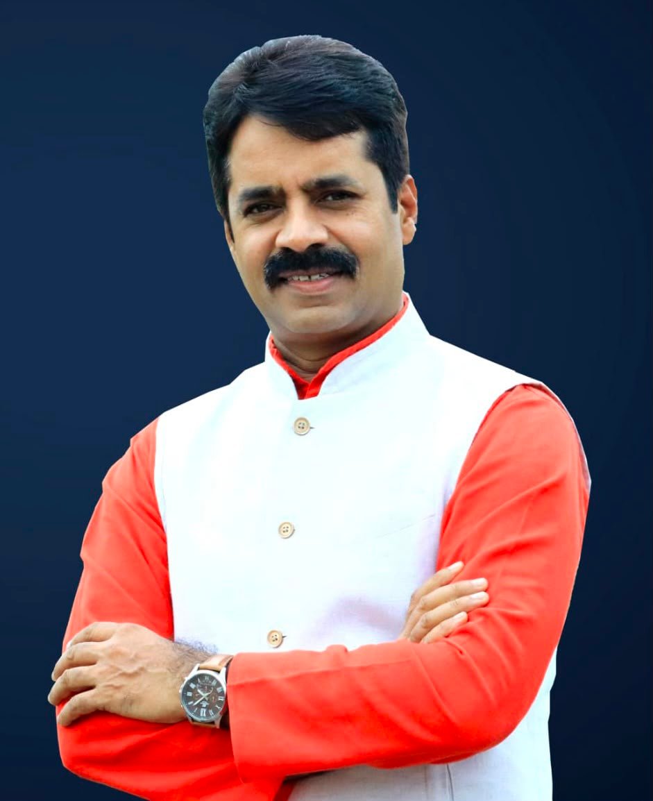 'हमने बनाया है हम ही संवारेंगे' की तर्ज पर जांजगीर-चांपा में 50 सीटों वाले मेडिकल कॉलेज को मिली स्वीकृति, क्षेत्र के विकास की दिशा में ऐतिहासिक उपलब्धि: इंजीनियर रवि पाण्डेय चौथा स्तंभ || Kshititech