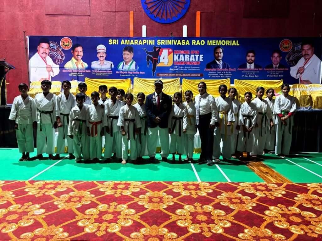 राष्ट्रीय कराटे चैंपियनशिप में चांपा के खिलाड़ियों का जलवा, 18 प्रतिभाओं ने जीतकर बढ़ाया नगर और प्रदेश का मान चौथा स्तंभ || Kshititech