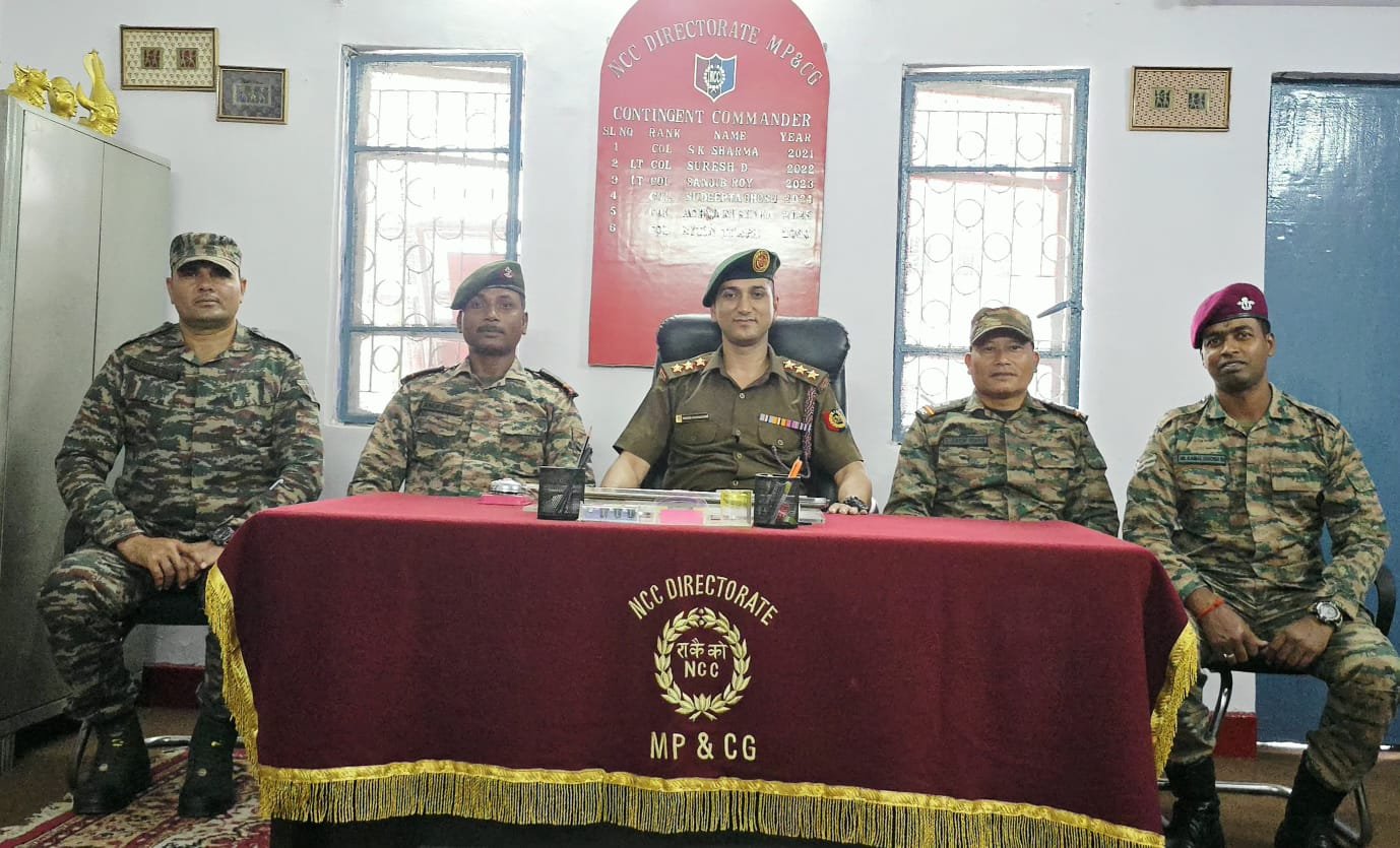 छत्तीसगढ़ एनसीसी का गौरव: दिल्ली थल सैनिक कैंप में दिनेश चतुर्वेदी ने संभाली कंटिजेंट कमांडर की जिम्मेदारी चौथा स्तंभ || Kshititech