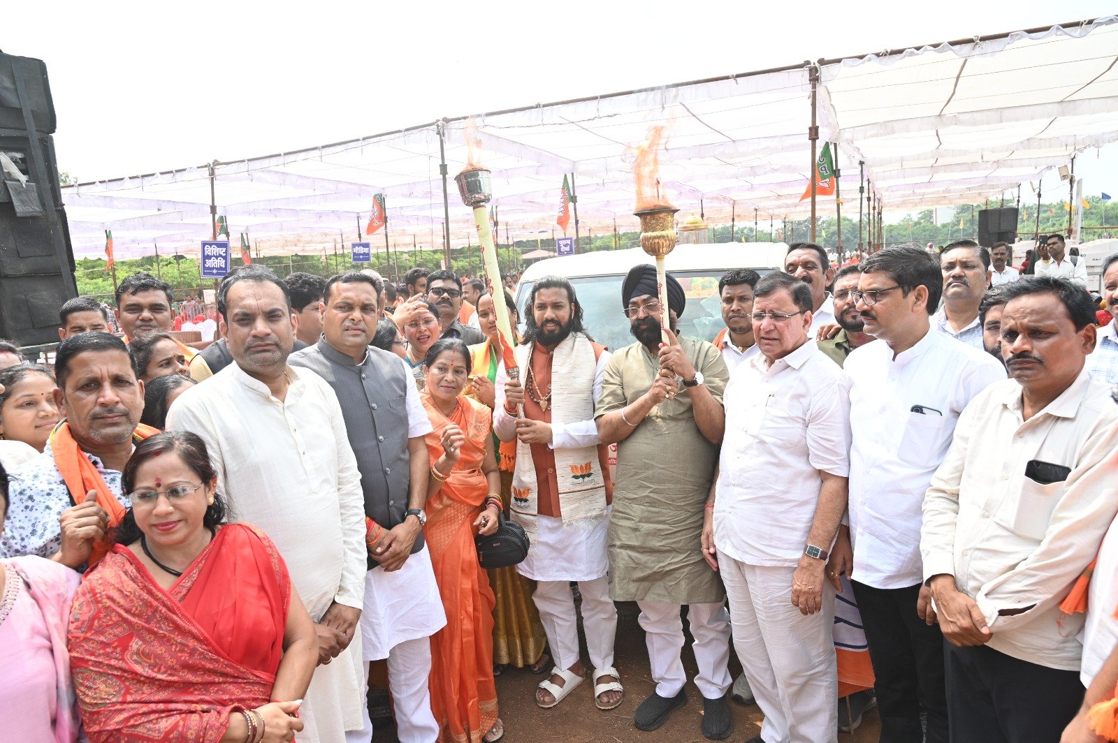 मशाल के साथ निकली ‘सेवा ज्योति, जांजगीर ने लिया 2047 तक विकसित भारत बनाने का संकल्प 1 मशाल के साथ निकली ‘सेवा ज्योति, जांजगीर ने लिया 2047 तक विकसित भारत बनाने का संकल्प चौथा स्तंभ || Kshititech